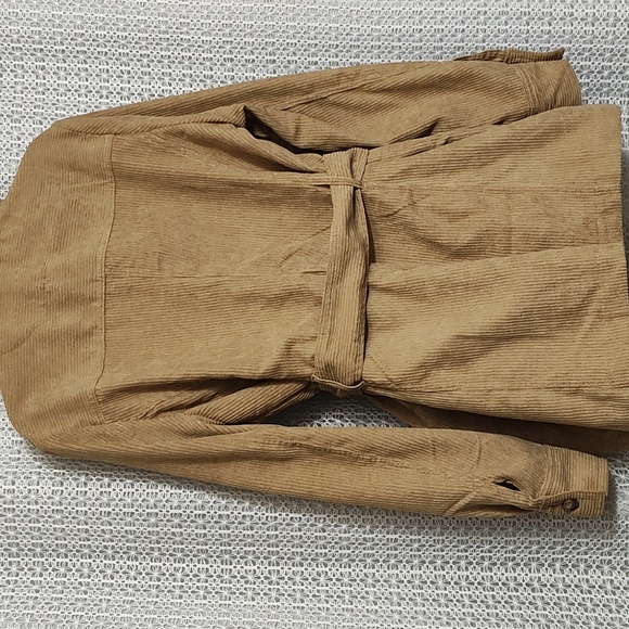 Stylish Tan Corduroy Utility Jacket - Picture 4 of 9